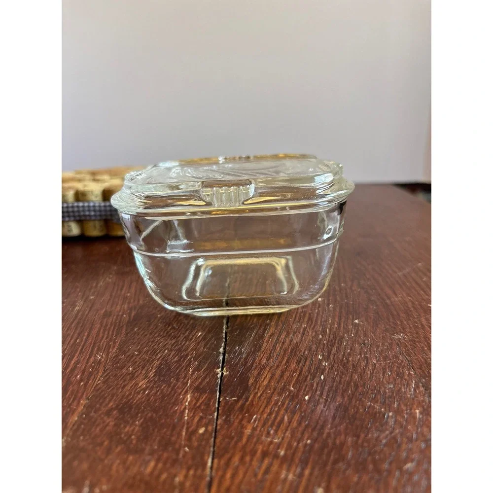 Unbranded vintage clear